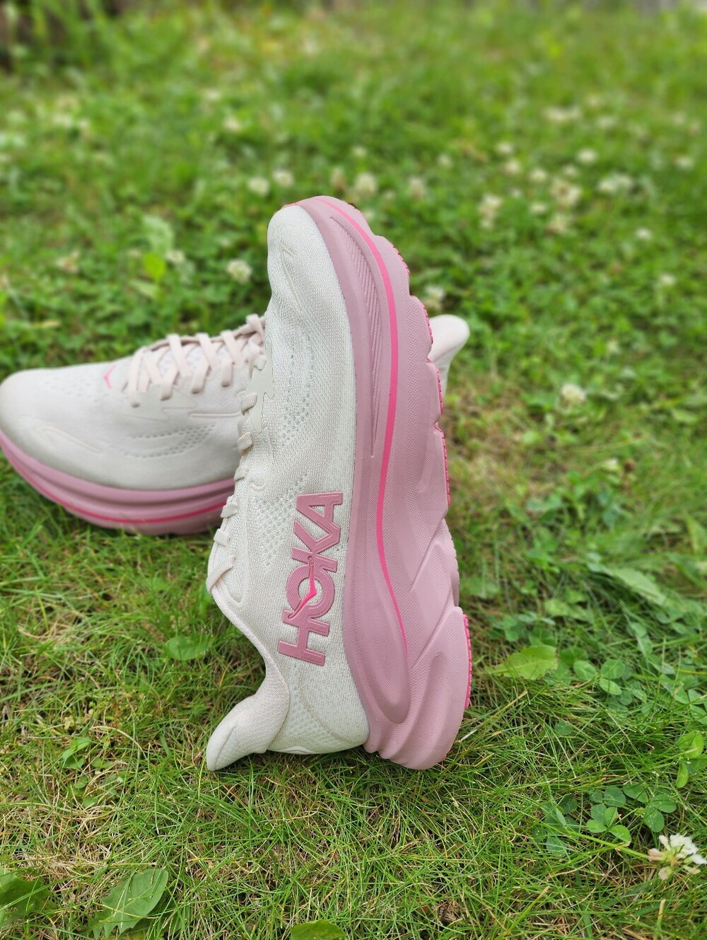 Sz 9.5B - Women's Hoka Clifton 10 Rose Cream Running Shoes - Picture 7 of 16